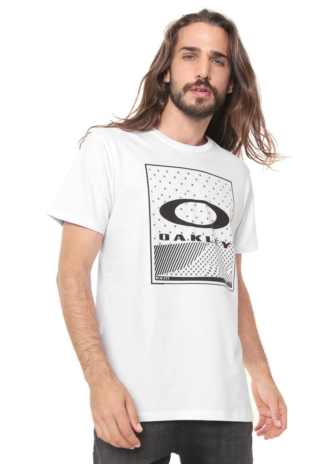 Camiseta Oakley Back To Skull Off White no Shoptime