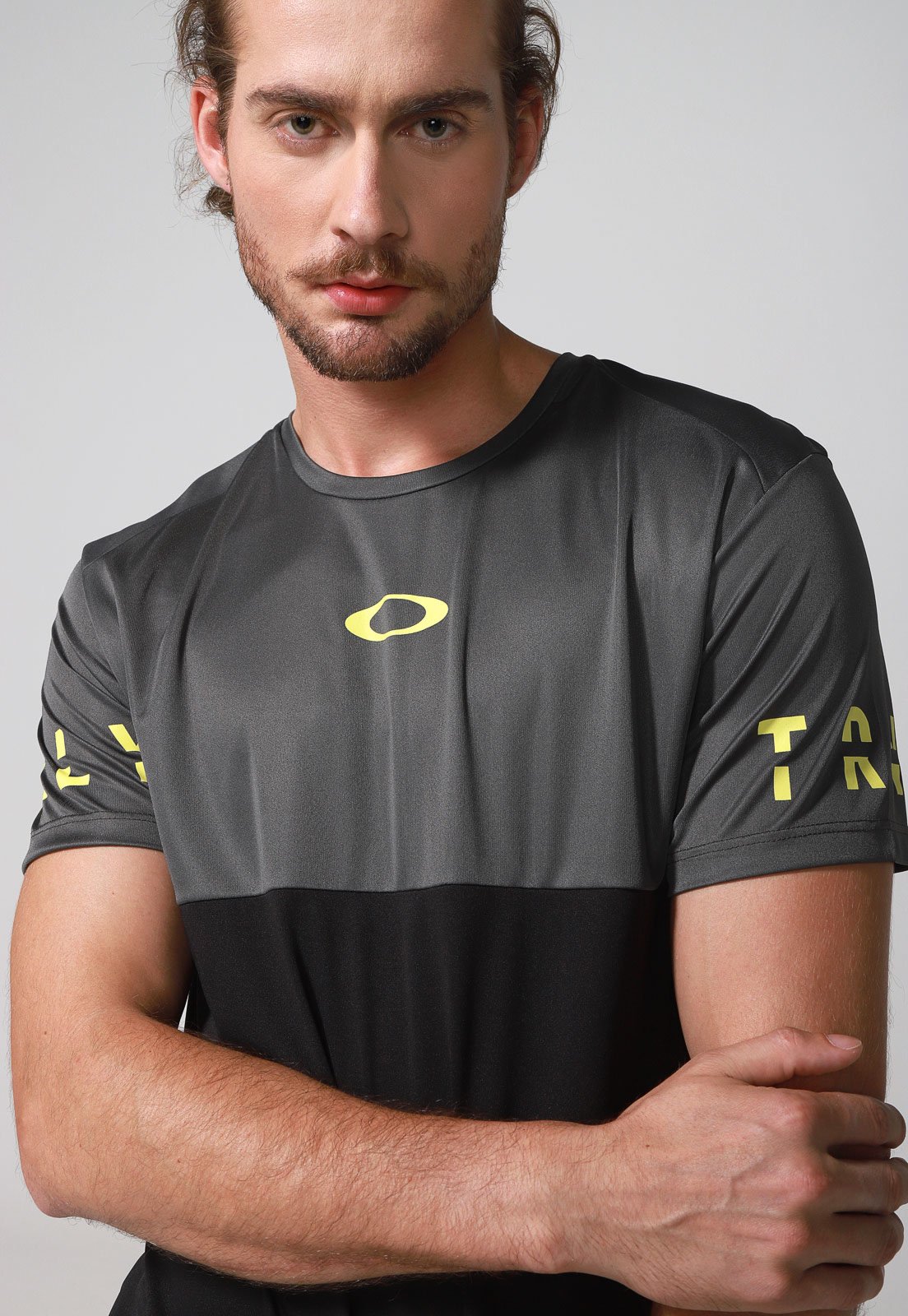 Camiseta Oakley Graphic Preta - Compre Agora