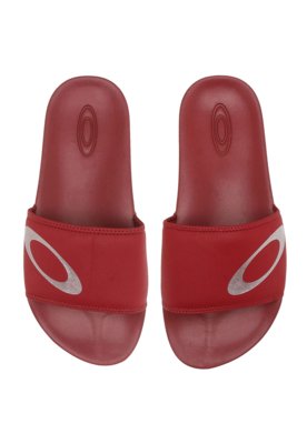 Chinelo Oakley Malibu Vermelho é boa?