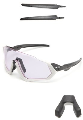 Óculos de Sol Oakley Flight Jacket Branco/Preto é boa?