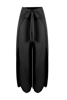 Calça Outlet Dri Pantalona Pantacourt Detalhe Envelope Soltinha Fenda Preto Menor preço em Calça Outlet Dri Pantalona Pantacourt Detalhe Envelope Soltinha Fenda Preto