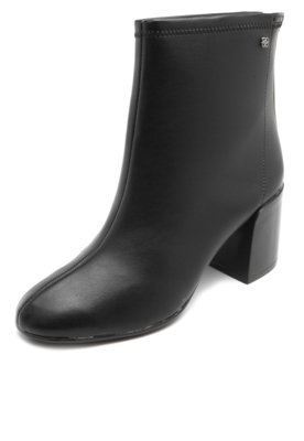 Bota Petite Jolie Lisa Preta - Compre Agora | Dafiti Brasil