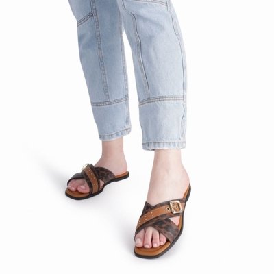 Rasteirinha Gabi Animal Print Fivela
