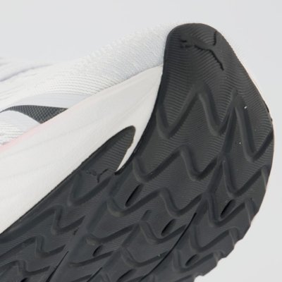 Tênis Puma Maxima Pro Branco e Preto