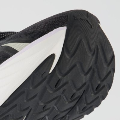 Tênis Puma Maxima Pro Preto e Vermelho