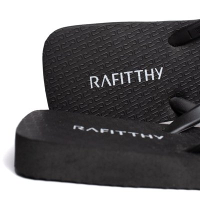 Chinelo Feminino Rafitthy Charm Preto/Dourado