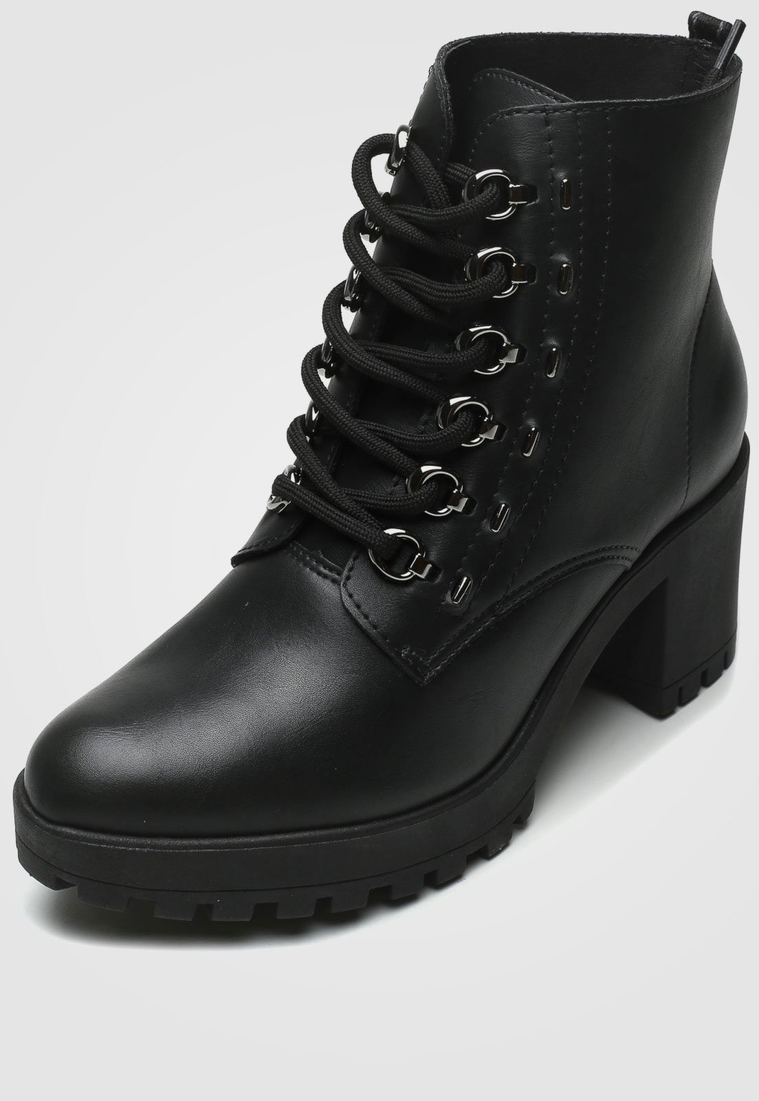 bota ramarim tratorada
