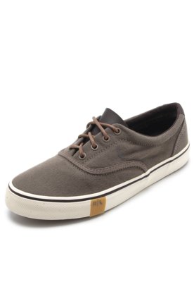 tenis reserva pespontos