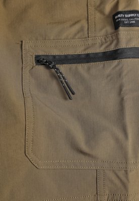 Bermuda Masculina Rusty Hibrida Root Verde