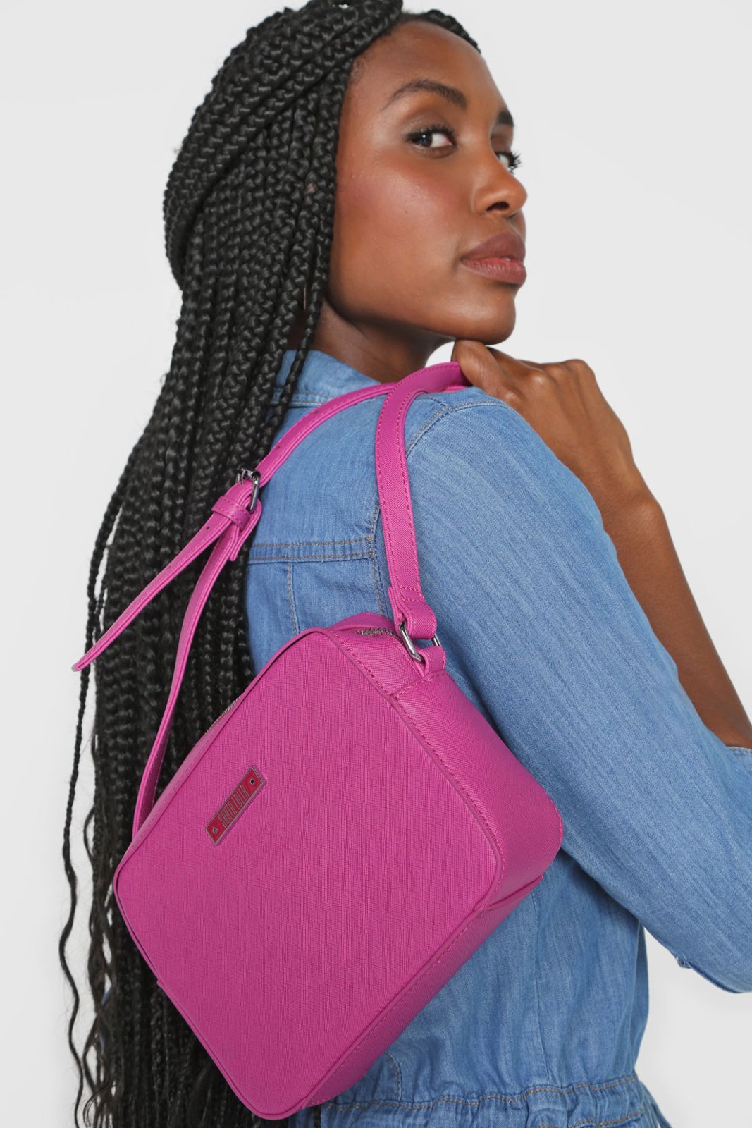 bolsa with a tag