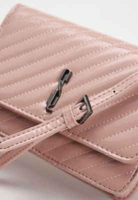 Bolsa Transversal Santa Lolla Matelassê Rosa