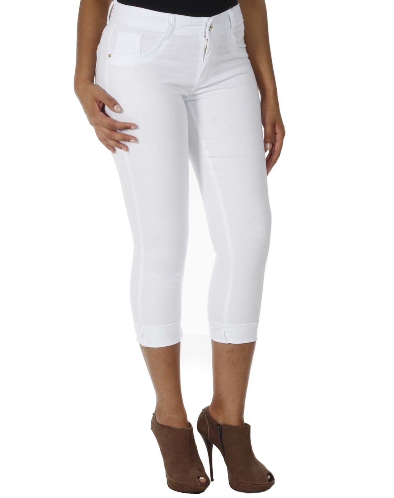 calça jeans e cropped branco