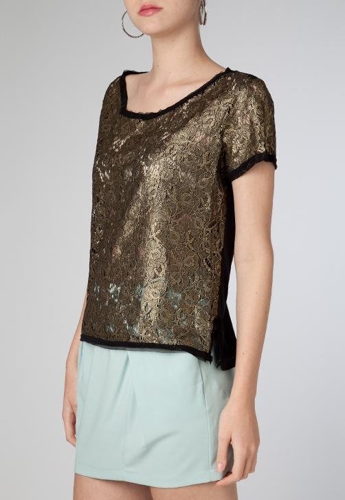 blusinha de renda preta