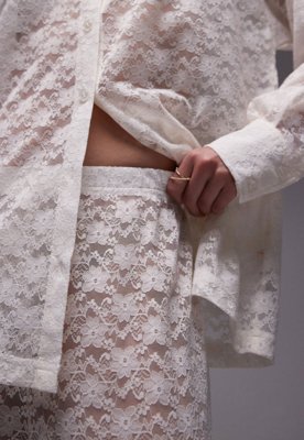 Calça Renda TOPSHOP Wide Leg Vazada Off-White