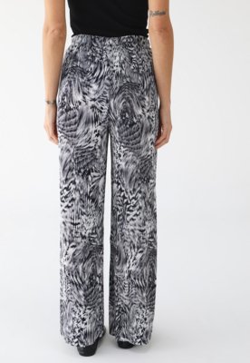 Calça TOPSHOP Reta Plissada Off-White