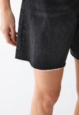 Short Jeans TOPSHOP Reta Liso Preto