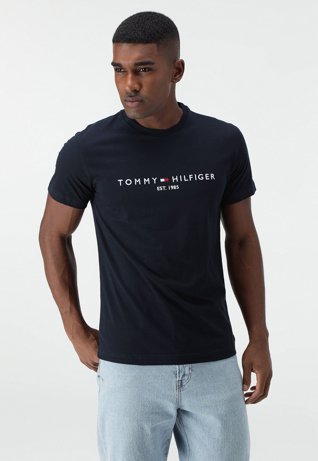 Camiseta Tommy Hilfiger Logo Azul-Marinho - Faz a Boa!