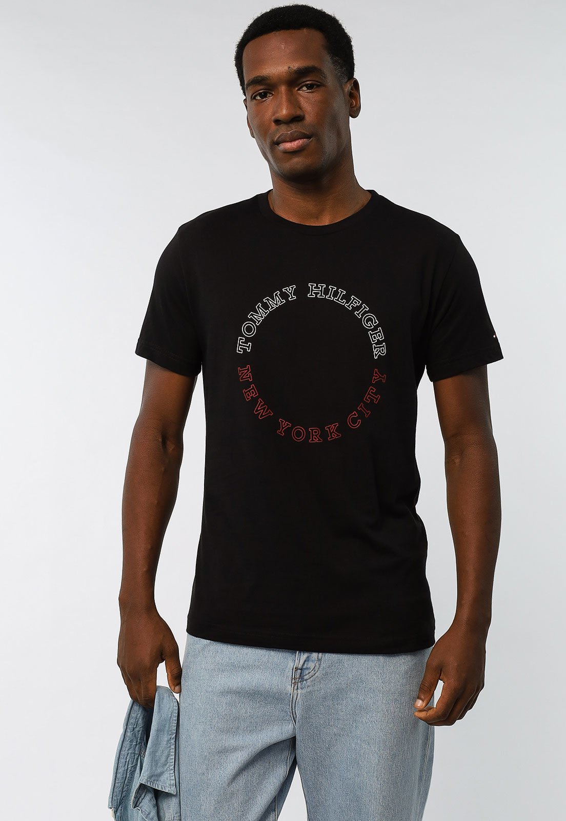 Camiseta Tommy Hilfiger Logo Preta - Faz a Boa!
