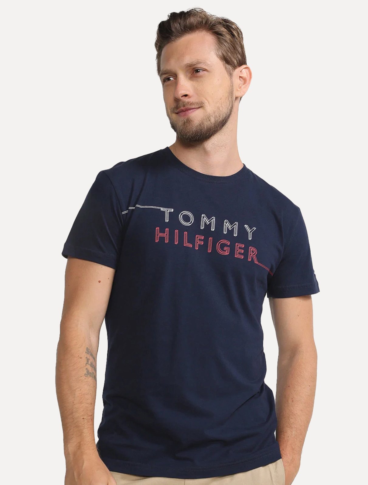 Camiseta Tommy Hilfiger Masculina Regular Fit Em Algodão Egípcio New York  City Azul Marinho
