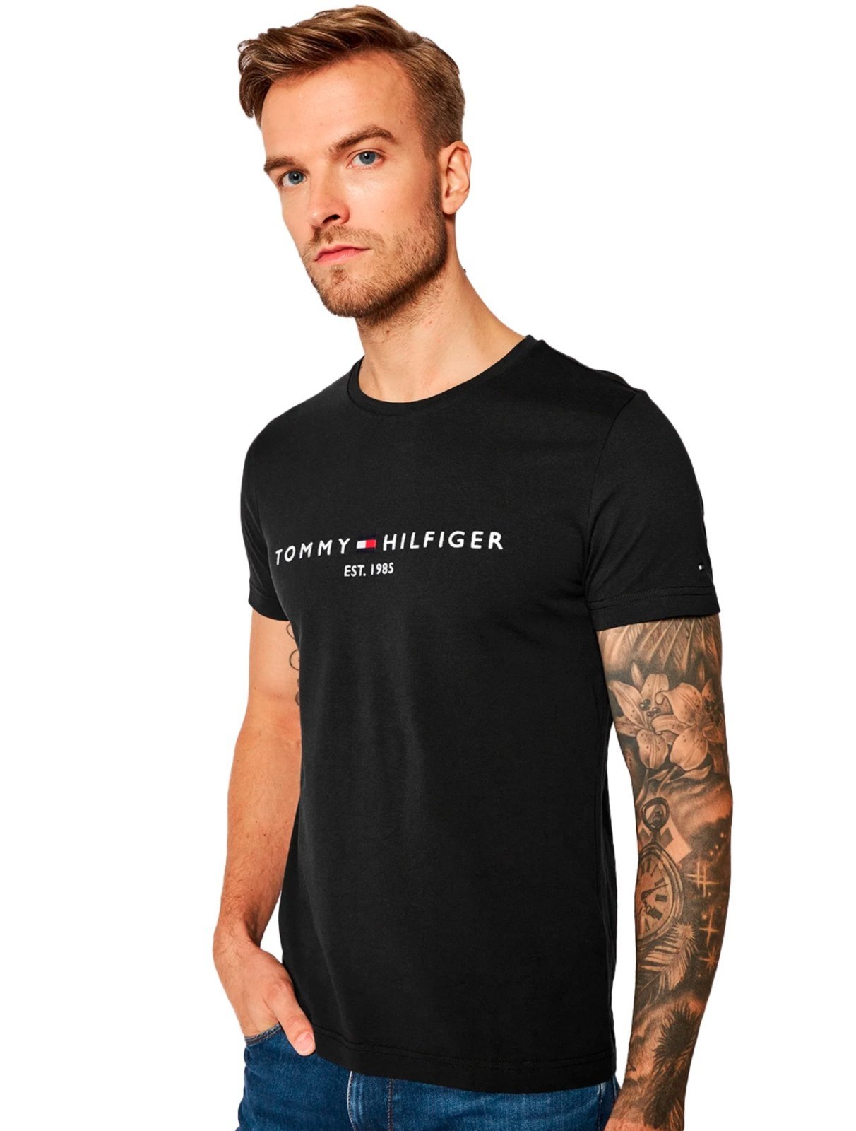 Camiseta Tommy Hilfiger Box Flag Logo Tee - Masculina - Faz a Boa!
