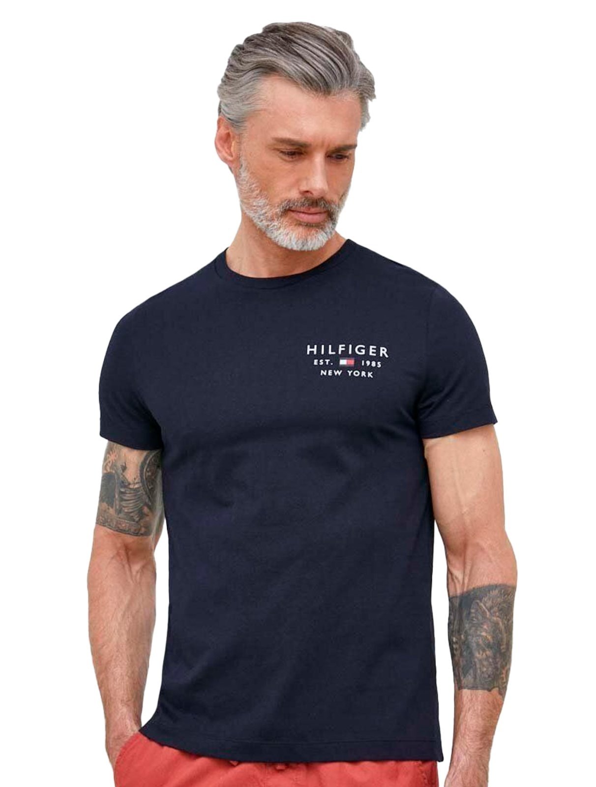 Camiseta Tommy Hilfiger Established Stackes Tee Azul Marinho