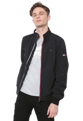 Jaqueta Corta Vento Tommy Jeans Gola Alta Preta Menor preço em Jaqueta Corta Vento Tommy Jeans Gola Alta Preta