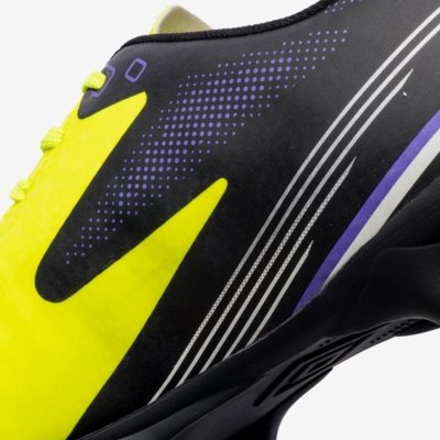 Chuteira Campo Umbro Techno II Rb Incolor