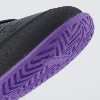 Chuteira Umbro Furious Futsal Preta e Roxo