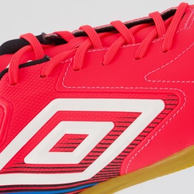 Chuteira Umbro Master Class Club Futsal Rosa e Azul