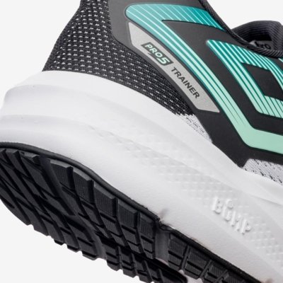 Tênis Umbro Pro 5 Trainer Incolor