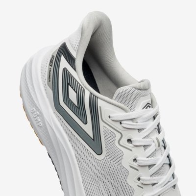 Tênis Umbro Pro 5 Trainer Incolor