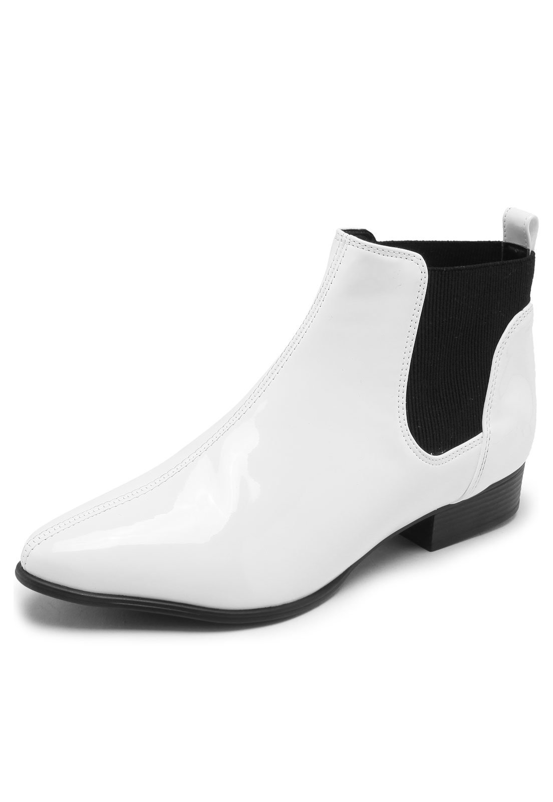 bota branca via uno