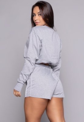 Conjunto WLS Modas Cropped Manga Longa Gringa e Short Cós Alto Moletinho Cinza
