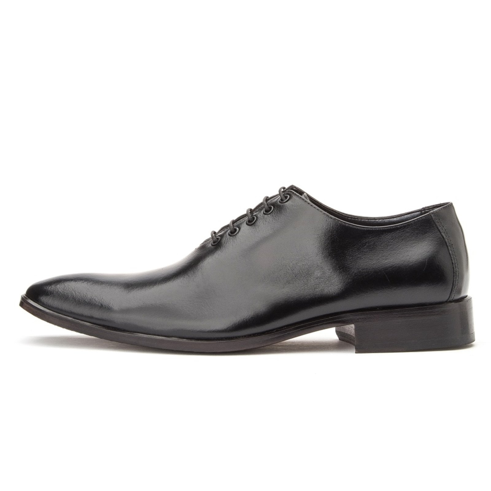 sapato wholecut