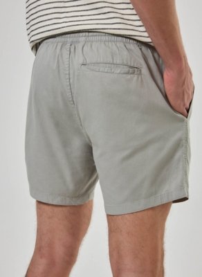 Bermuda Short Em Sarja Verde Seco