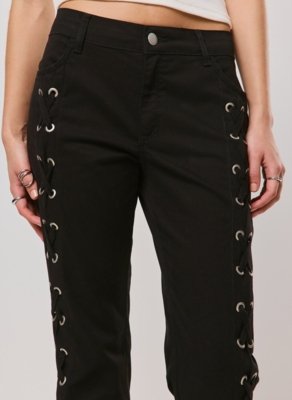 Calça Bootcut Com Amarração Lateral