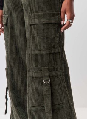 Calça Cargo Wide Leg Cotelê