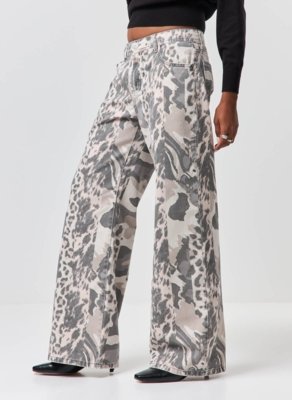 Calça Wide Leg Mix De Estampas