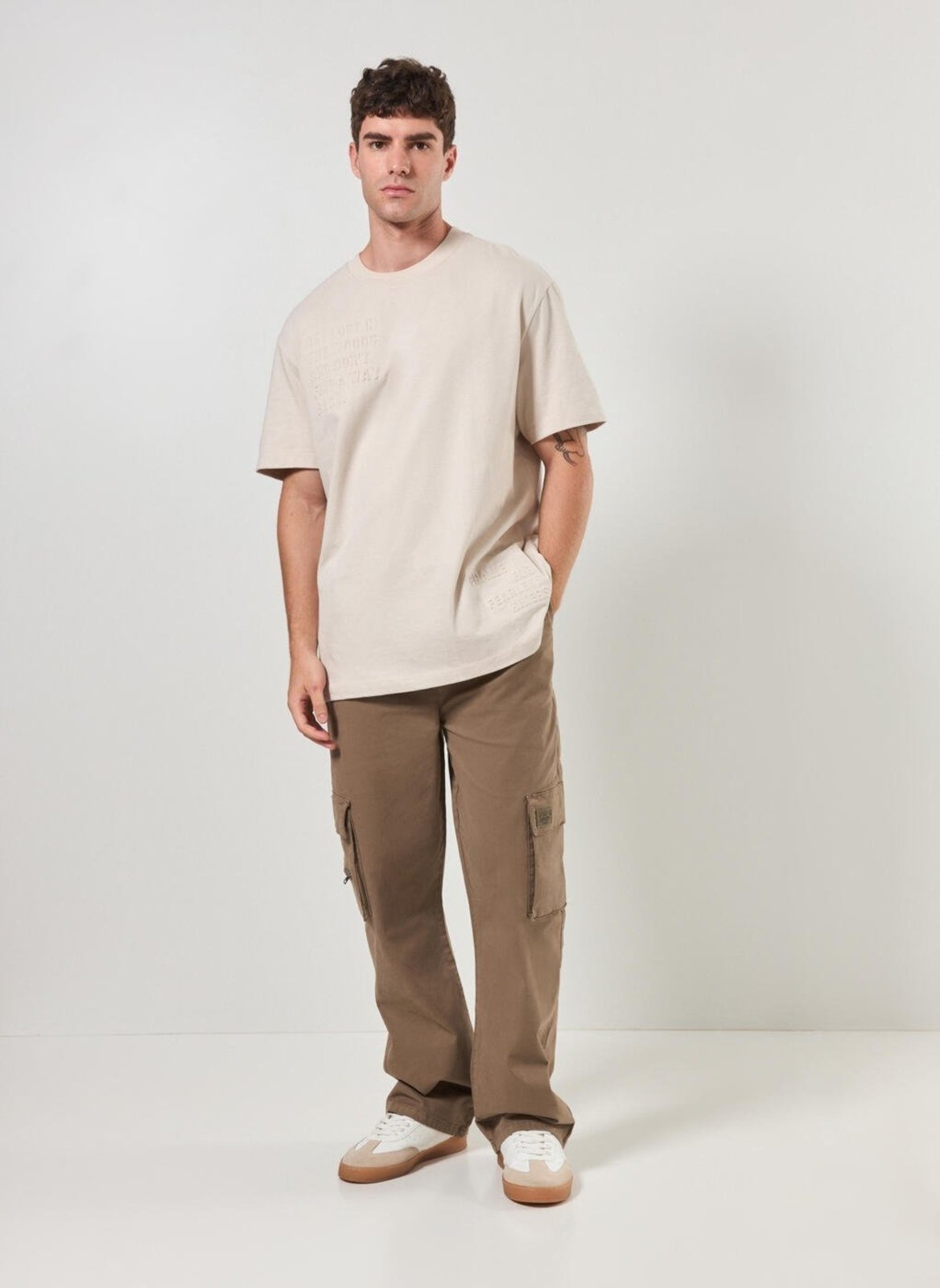 Calça Cargo Reta Sarja