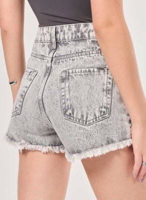 Short Jeans Cinza Strass