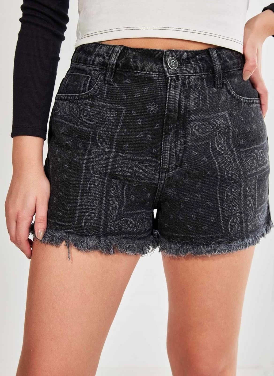 Short mom best sale jeans preto