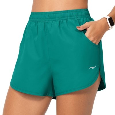 Short Fitness com Bolso e Fenda Lateral Verde