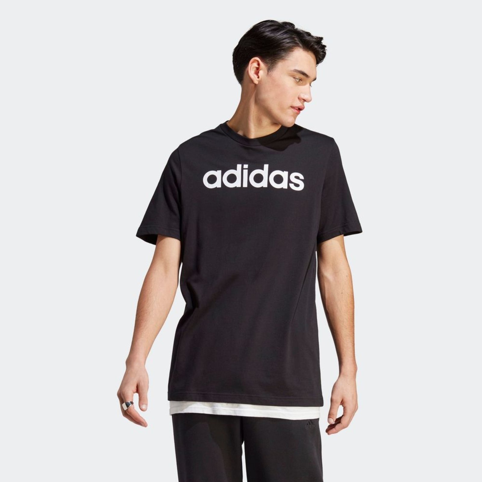 Adidas Camiseta Essentials Linear Embroidered Logo