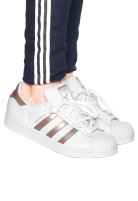 Tenis adidas best sale feminino dourado