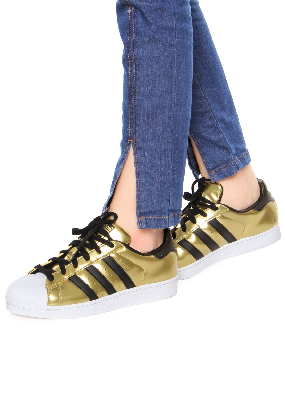 Tenis adidas preto e hot sale dourado