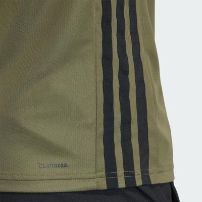 CAMISETA WORKOUT ESSENTIALS BASE TRÊS LISTRAS adidas Performance Verde