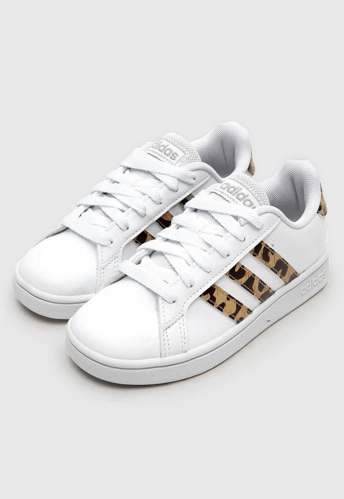 Adidas store superstar oncinha