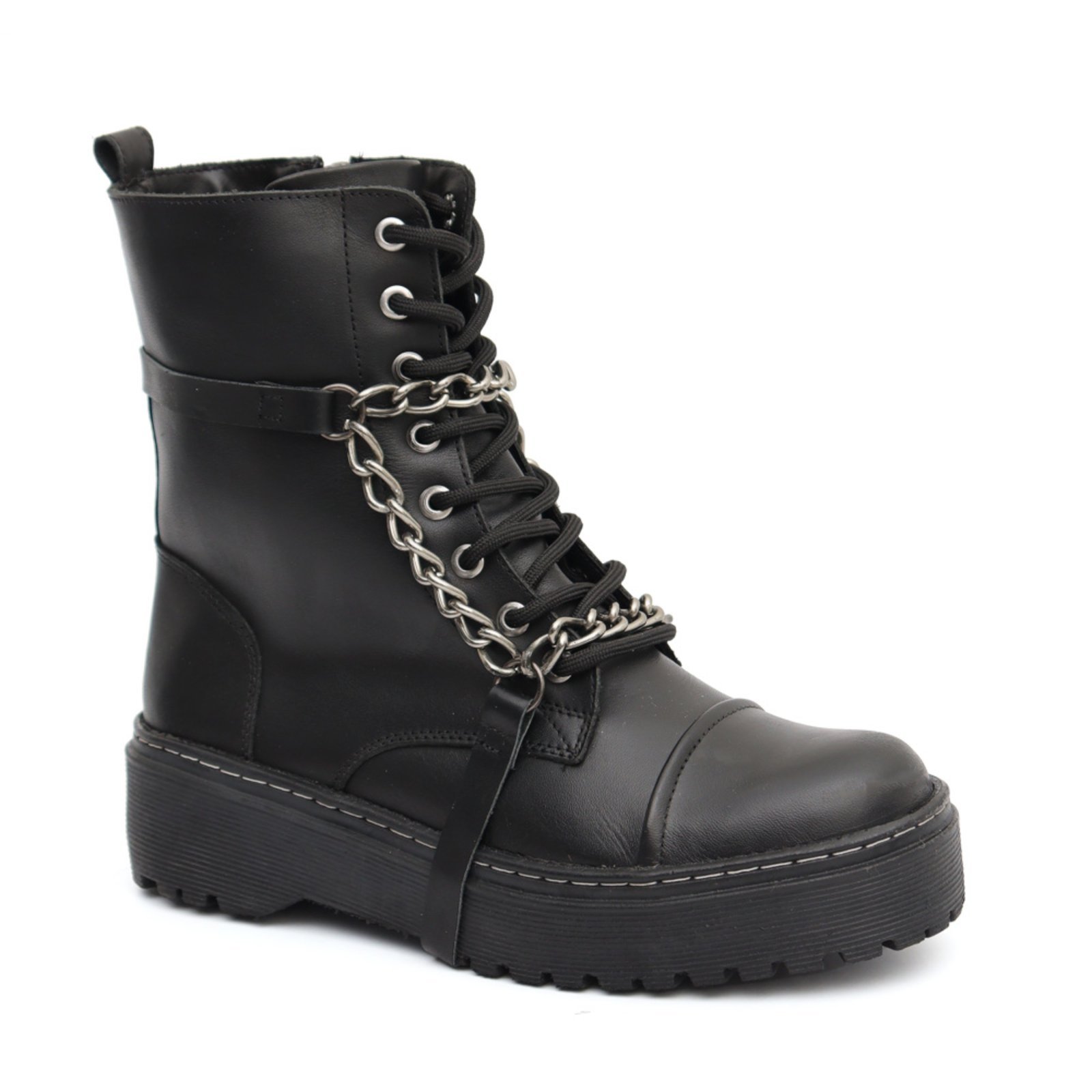 Bota Feminina em Couro Coturno Tratorado Detalhes de Corrente Bota Feminina em Couro Coturno Tratorado Detalhes de Corrente