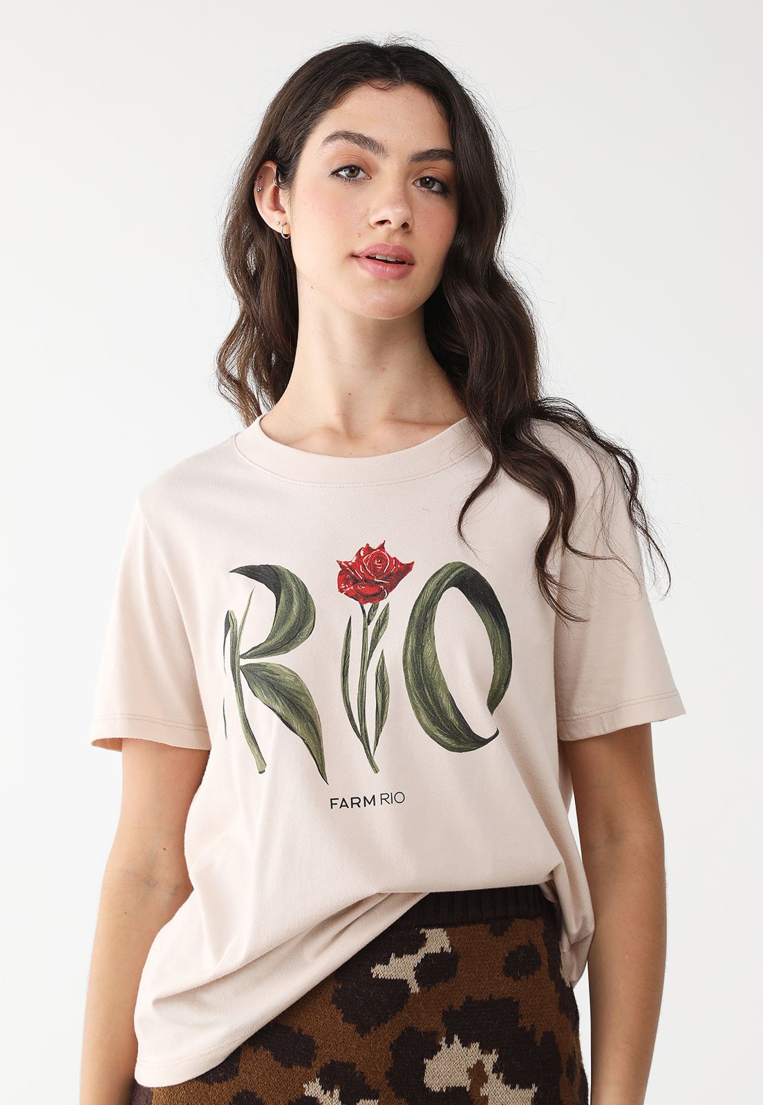 Camiseta FARM Reta Rio Flor Rosa Camiseta FARM Reta Rio Flor Rosa