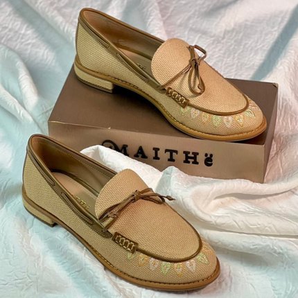 Mocassim Maithe Bege Detalhe Bordado  Maithe Bege - Marca Maithe